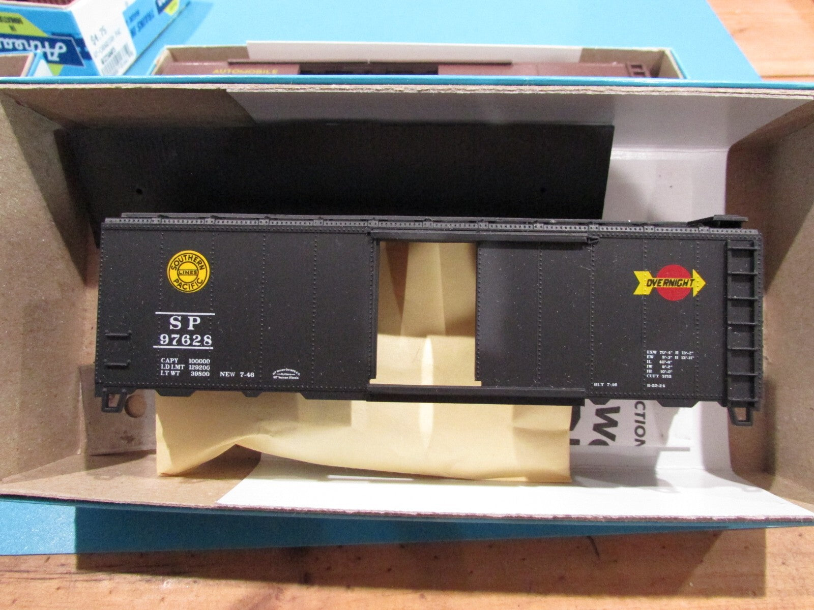 HO Scale Athearn (4Cars) Assorted Freight Box Cars Lot#1582