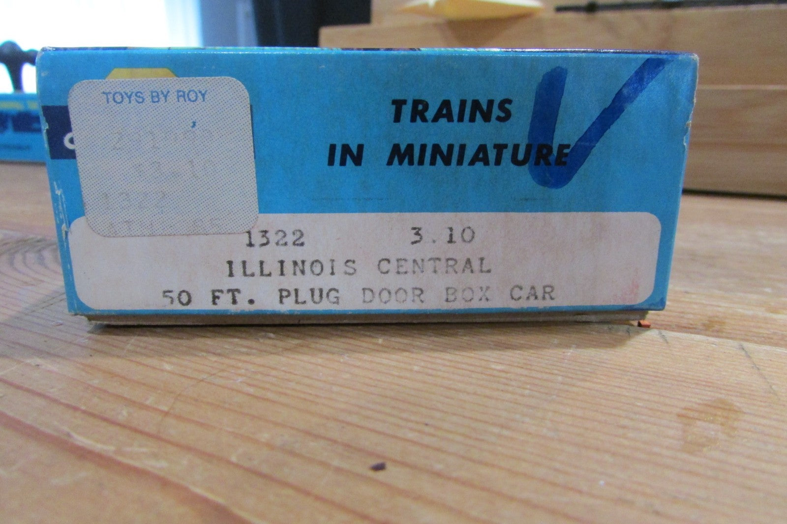 HO Scale Athearn  50' Plug Door Box Car Illinois Central #11003  ATH5188