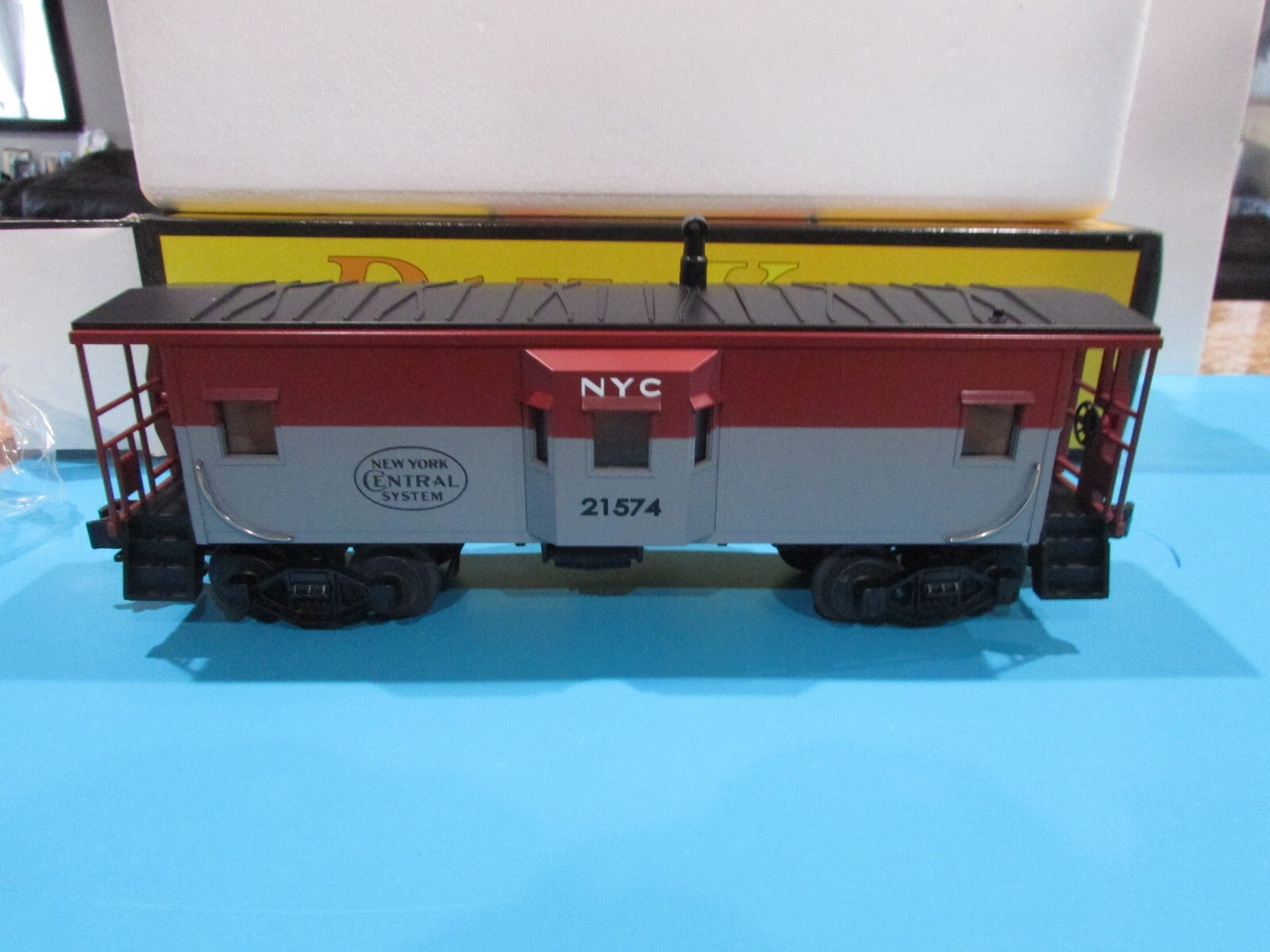 O Scale MTH 30-7712  New York Central Pacemaker Bay Window Caboose Lot#1675