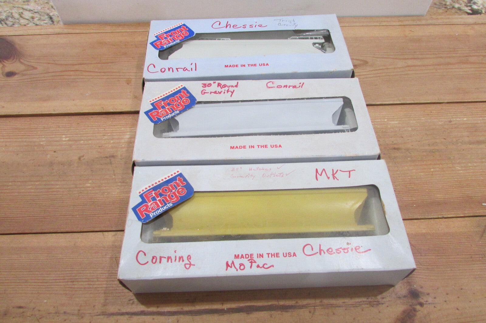 HO Scale Front Range Products(3) ACF 3Bay Grain Cars Undecorated  Lot#4733