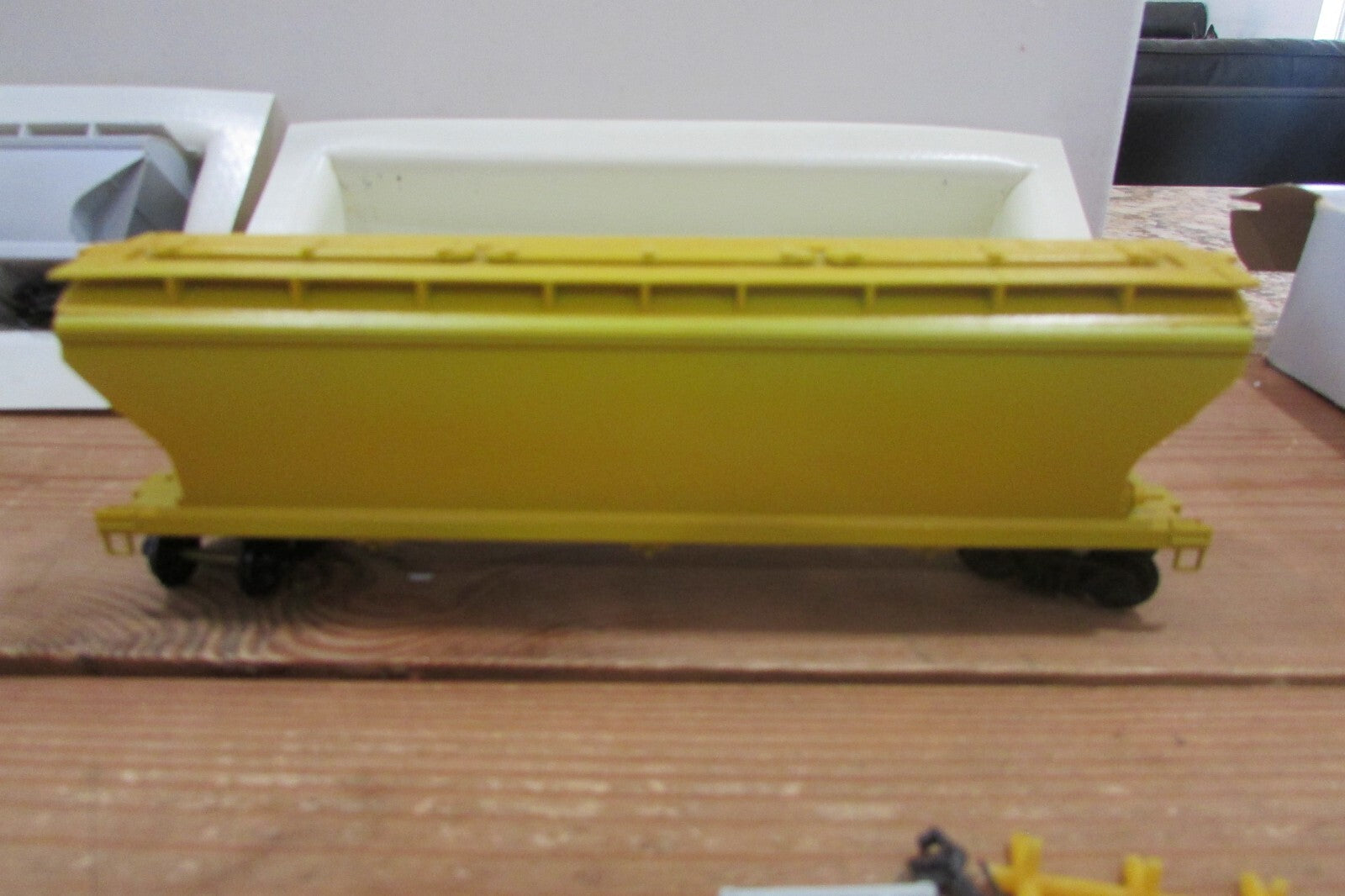 HO Scale Front Range Products(3) ACF 3Bay Grain Cars Undecorated  Lot#4733