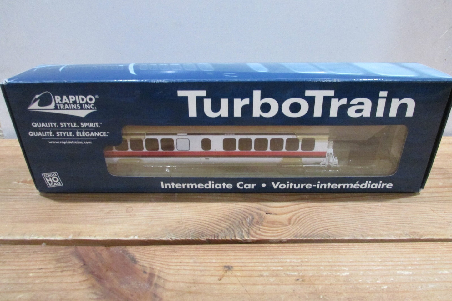HO Scale Rapido Trains 200302 Early Amtrak Turbo Coach #70 Lot#3713