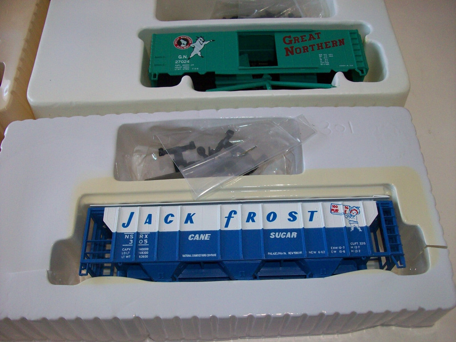 HO Scale  Con-Cor (6) Assorted Freight Cars Kits Lot#4115