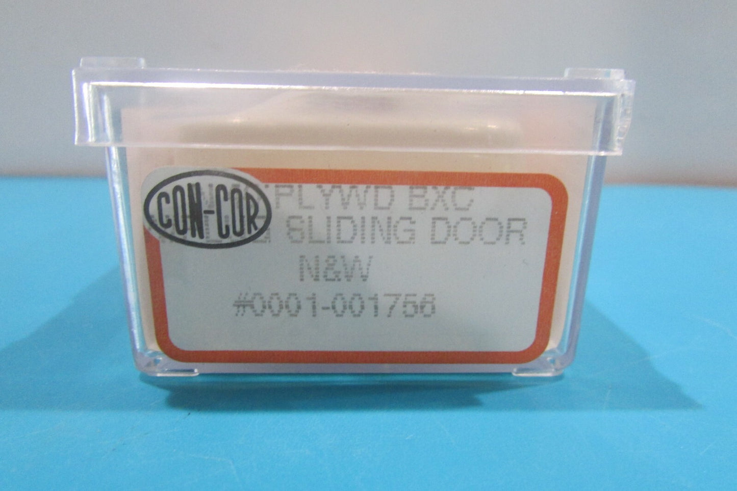 N Scale Con-Cor 01-001756 Norfolk & Western Box Car Lot#2582