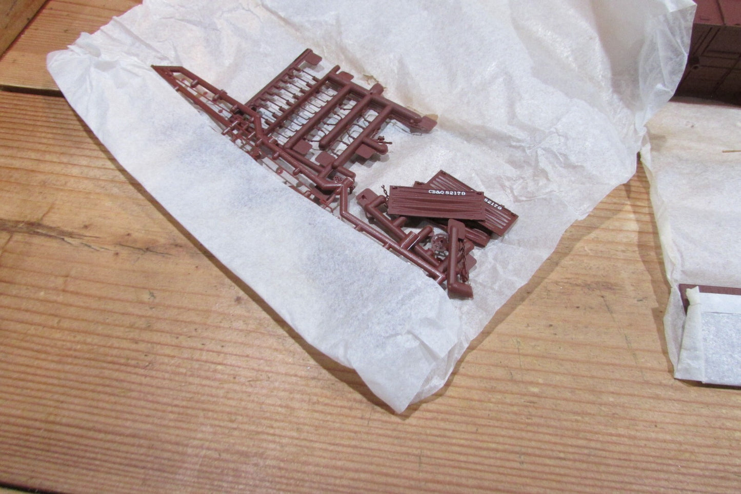 HO Scale Proto 2000 52' Drop End Mill Gondola  CB&Q #82179 Lot#3963