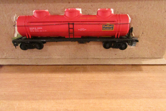 HO Scale AHM 5480J 3 Dome Tank Car Penn Salt Chemicals