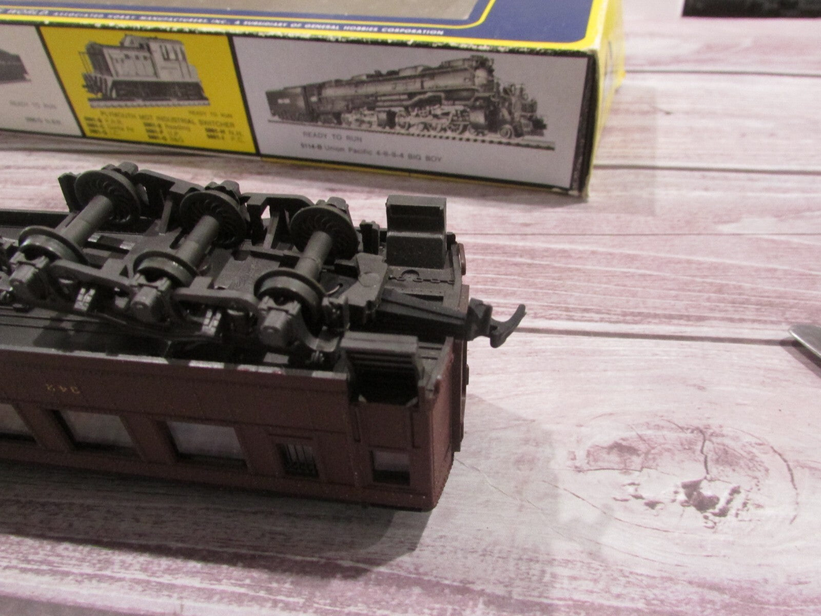 HO Scale AHM/Rivarossi 1920 Baggage-R.P.O. Pennsylvania   Passenger Car Lot#3240