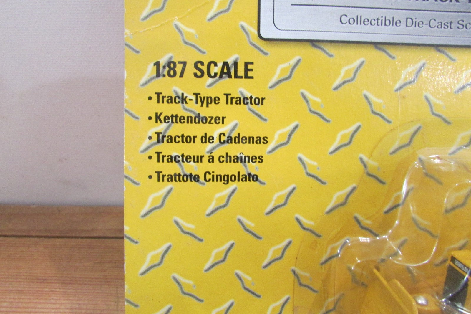 HO Scale/1:87 Scale Norscot 55401 Cat D5M Track-Type Tractor  Lot#4976