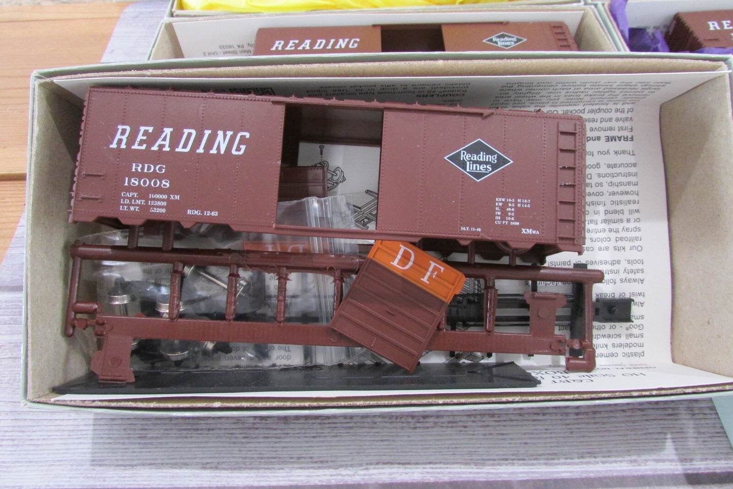 HO Scale (6)C&BT Shops Assorted Freight Cars "READING" Kits LOT#2959