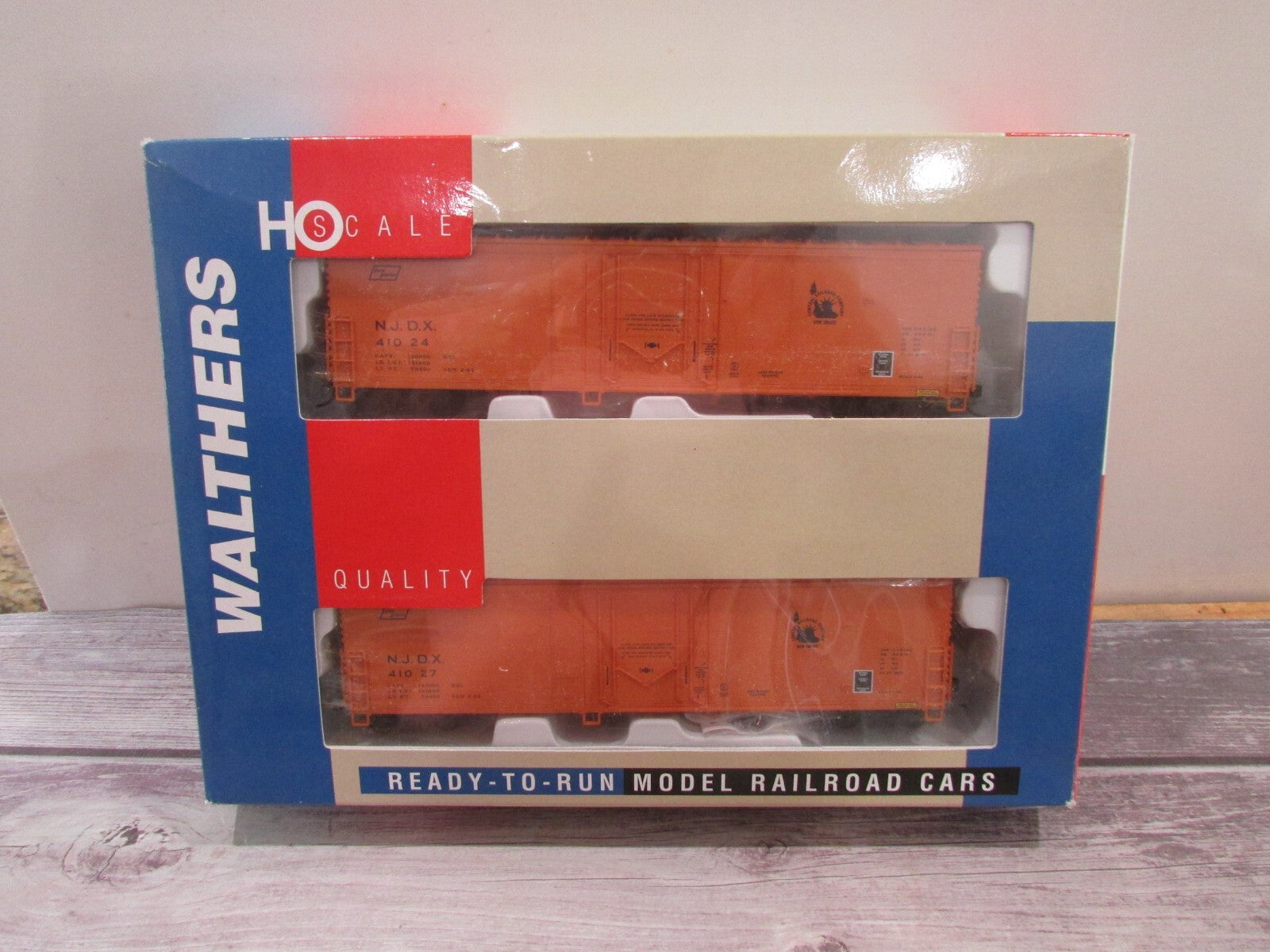 HO Scale Walthers 932-23460 CNJ 50' Smoothside Box Cars (Set of 2)  Lot#3130