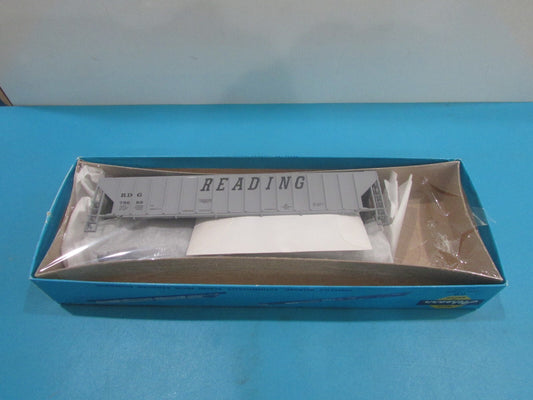 HO Scale Athearn 1989 Reading 54' Rib Side Hopper Car Kit Lot#2111