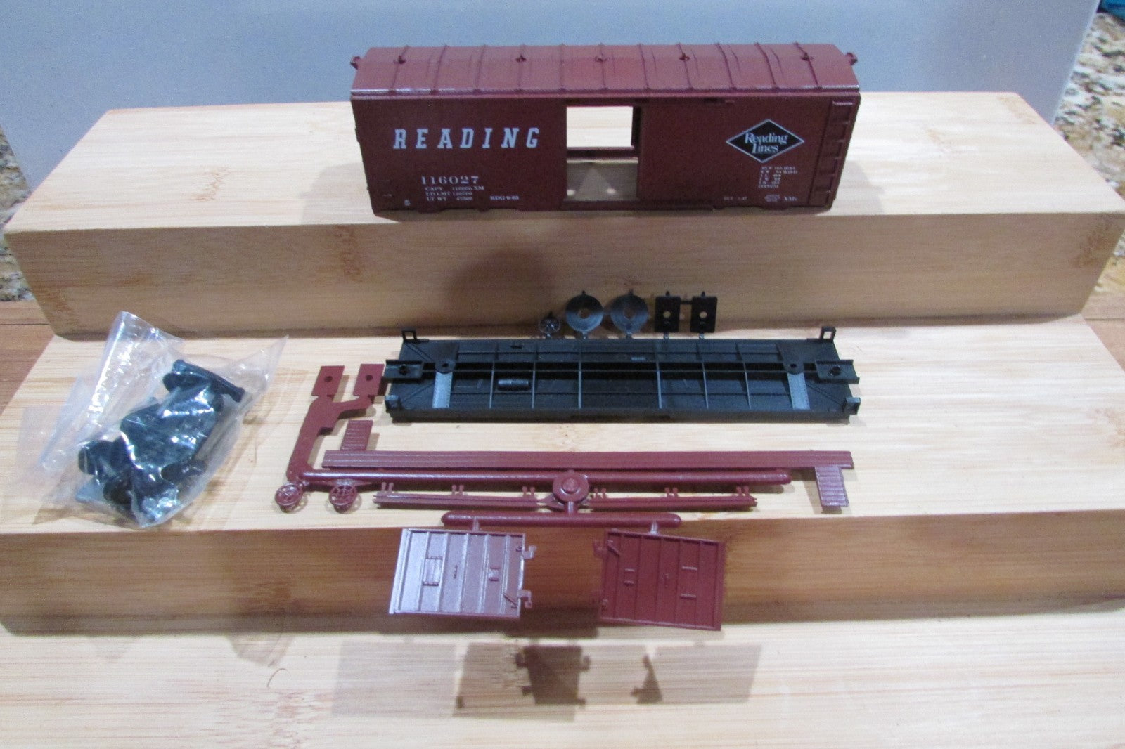 HO Scale Branchline Trains 12001 40' Box Car Kit Reading  Lot#5097