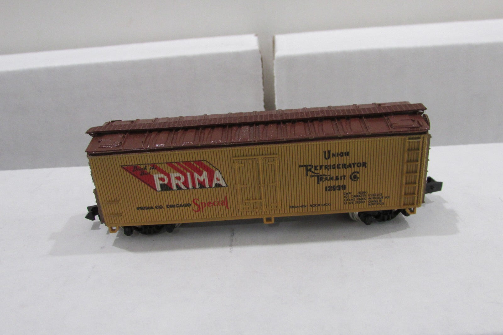N Scale Con-Cor  1351-Q Prime Beer 40' Oldie WD Reefer Car