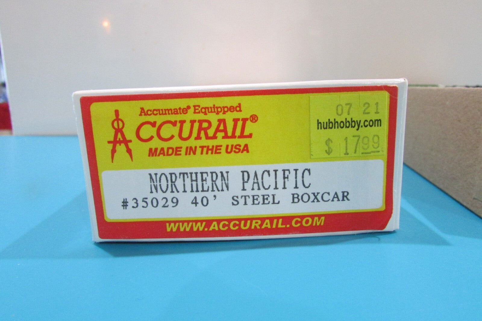 Ho Scale Accurail 3502940' Steel BoxCar Northern Pacific KIT Lot#0657