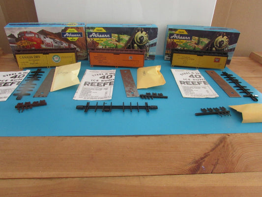 HO Scale Athearn (3) Assorted Freight Reefer Cars  Lot#0862