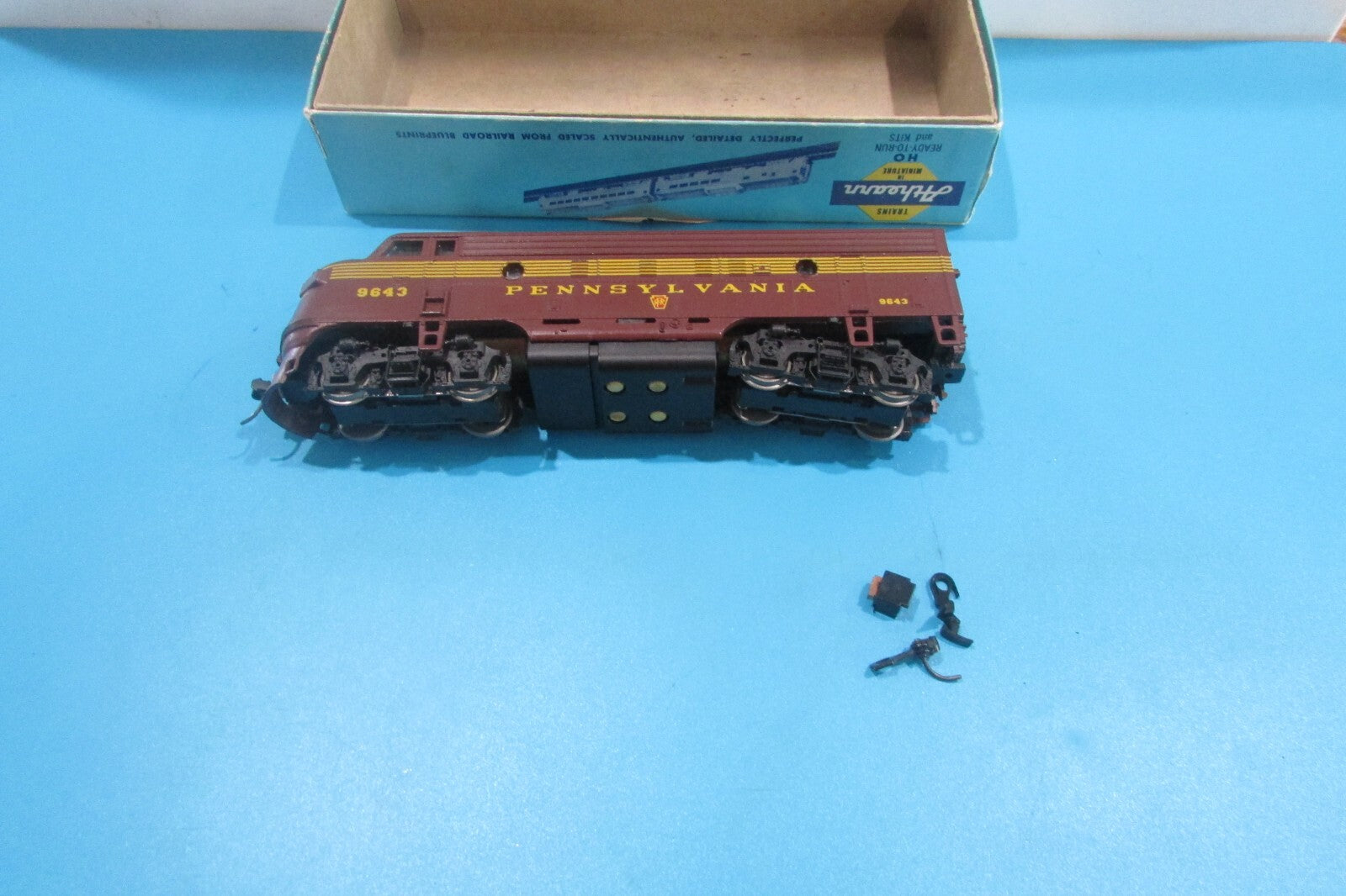 Ho Scale Athearn F7 Locomotive Super Powered Pennsylvania #9643 Lot#2665