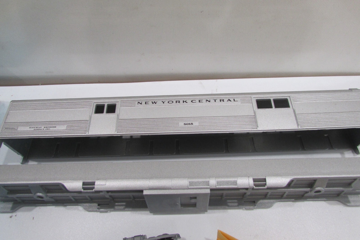 HO Scale Athearn 1787 SL Baggage New York Central #5015