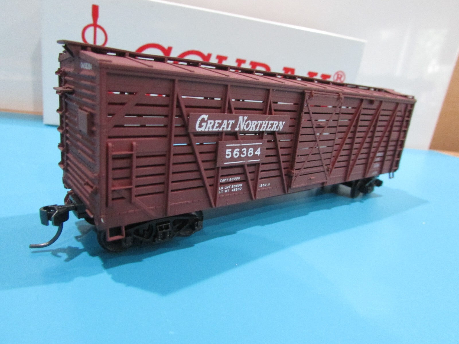 Ho Scale Accurail 4734 40' Wood Stock Car Great Northern Lot#0807