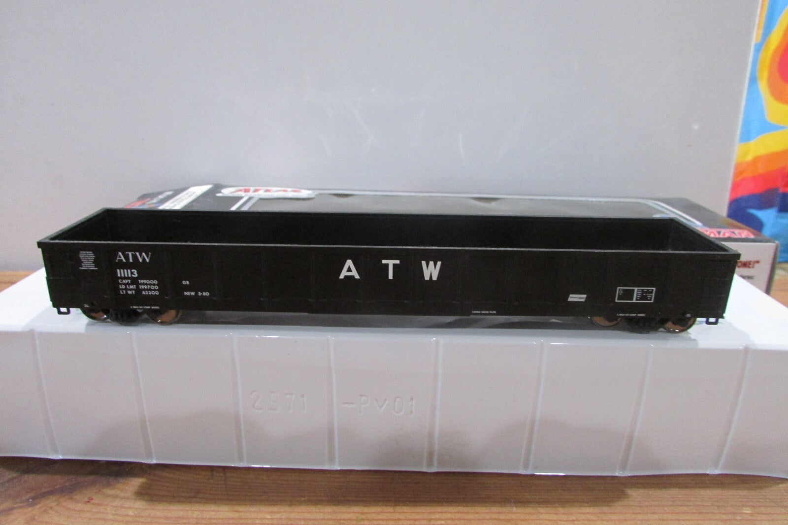 HO Scale Atlas TrainmaI tem#911 52' Evans Gondola  A4910