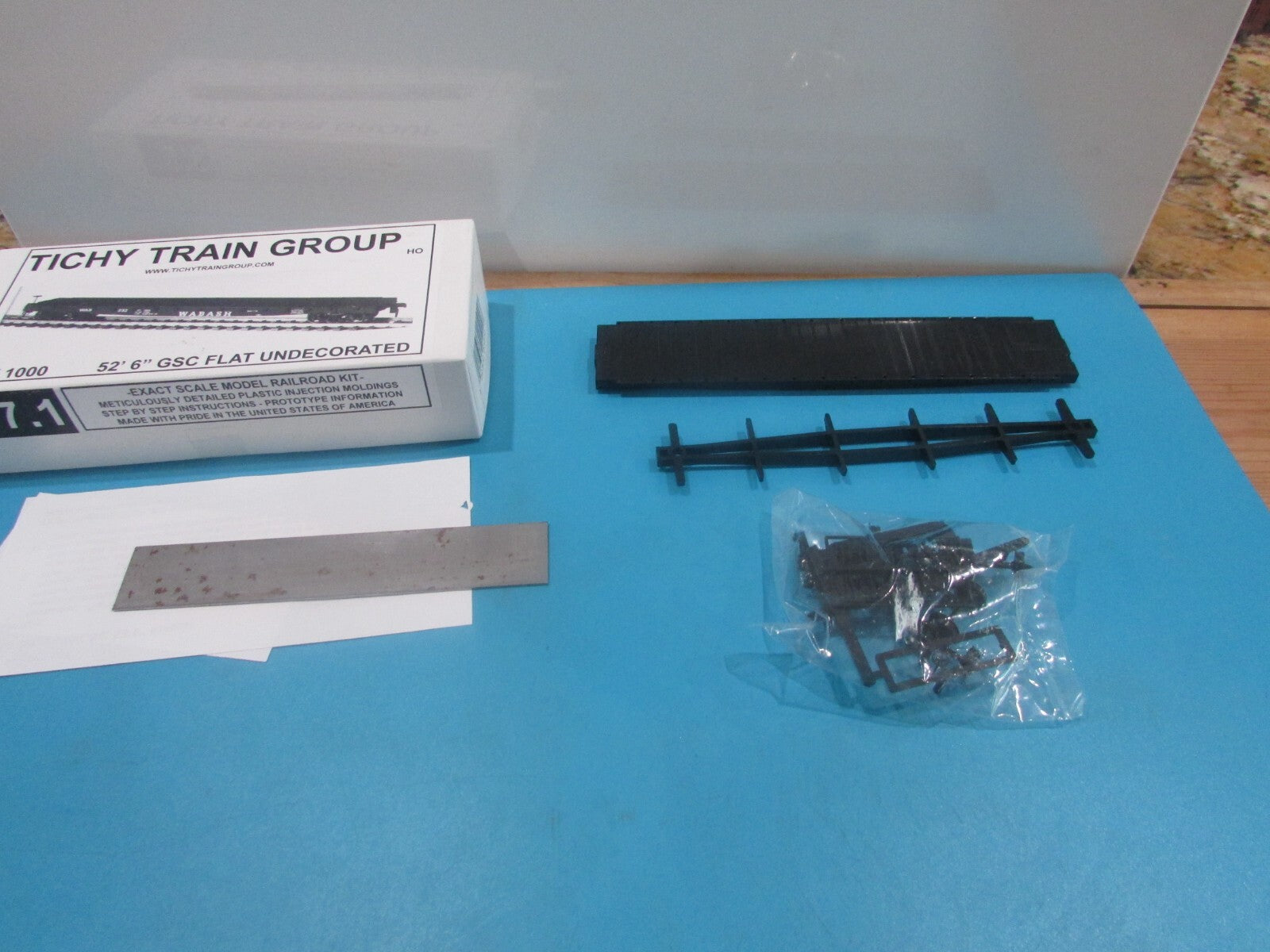 HO Scale 1000 Tichy Train Group Undecorated GSC  53' Flat Car  Lot#1815
