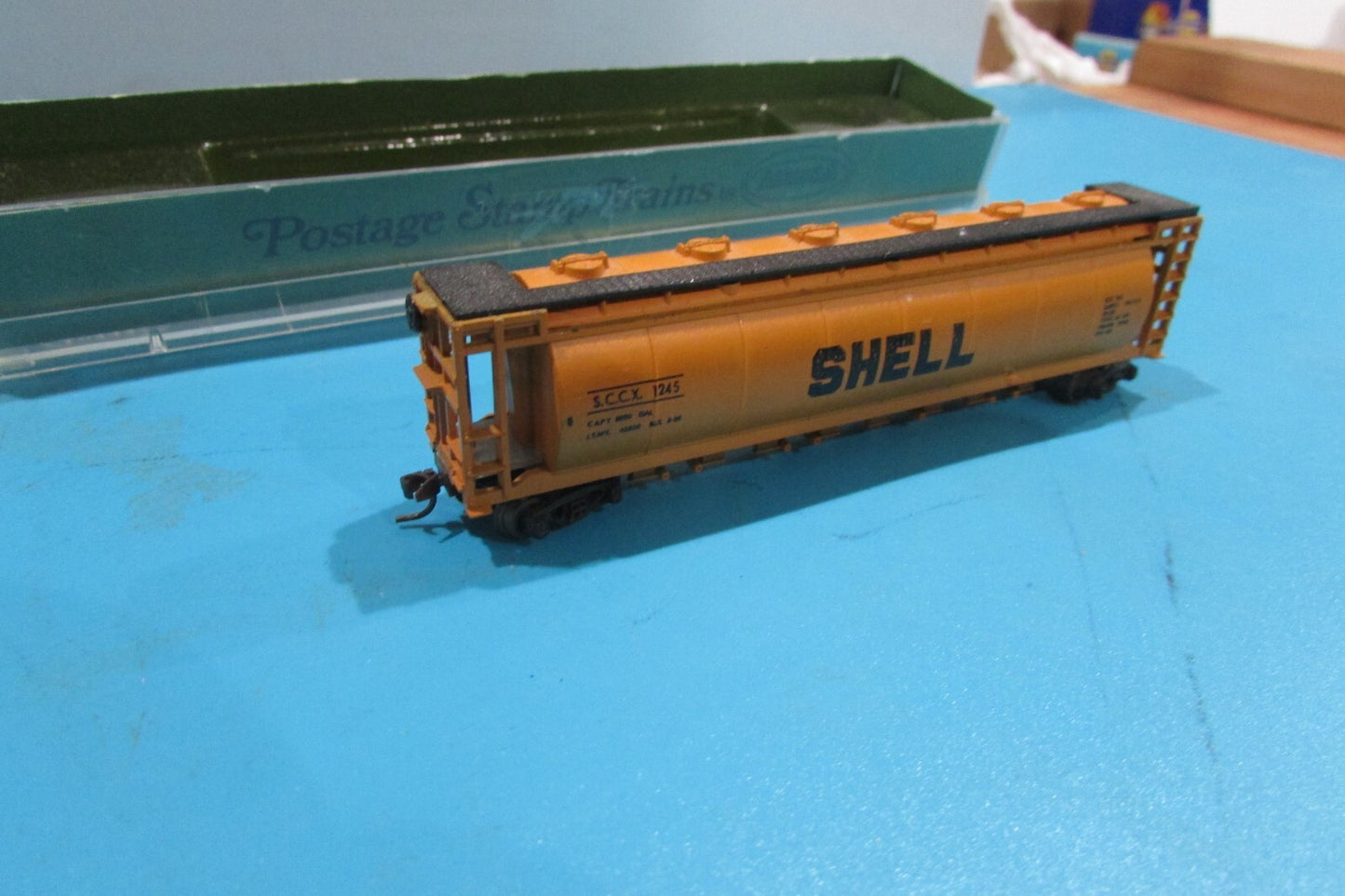 N Scale Aurora 4866 50' Center Flow Car SHELL