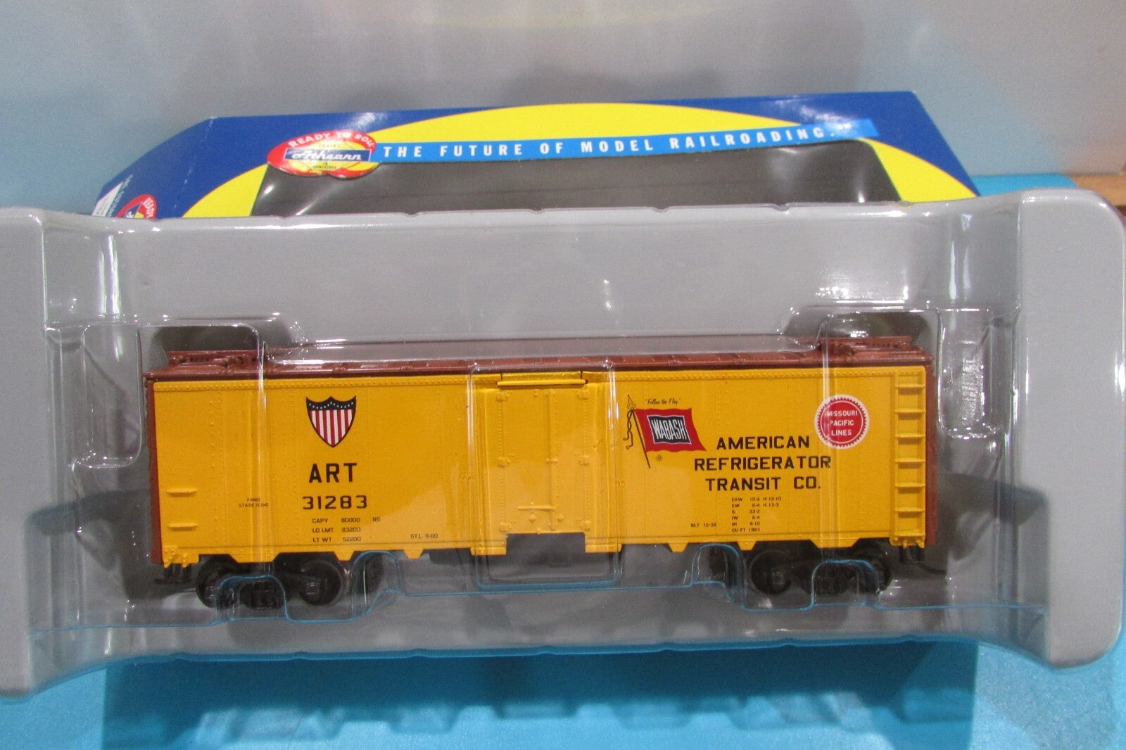 Ho Scale Athearn 71323 American Refrigerator Transit 40 Steel Reefer Lot#2484