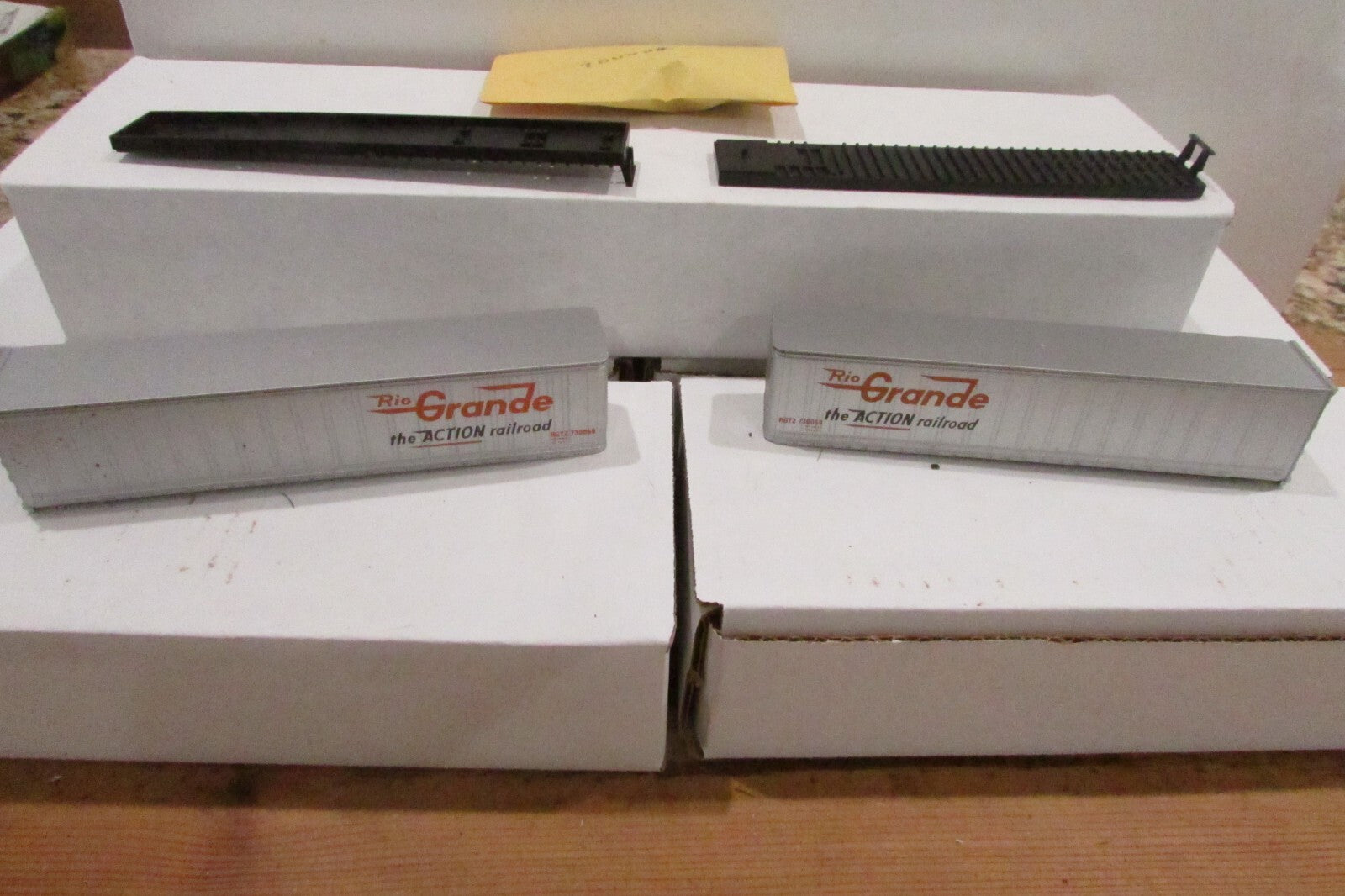 HO Scale (2) Rio Grande Trailer Kit "The Action Railroad" Lot#3933
