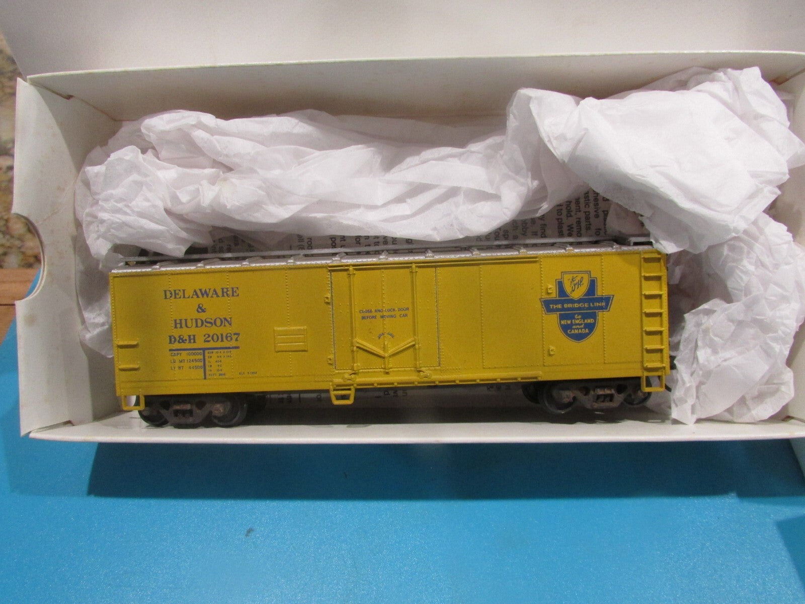 HO Scale Walthers (6 )Assorted Freight Cars Lot#2030