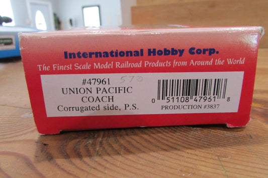 HO Scale IHC 47961 Passenger Car Union Pacific Coach Lot#5051