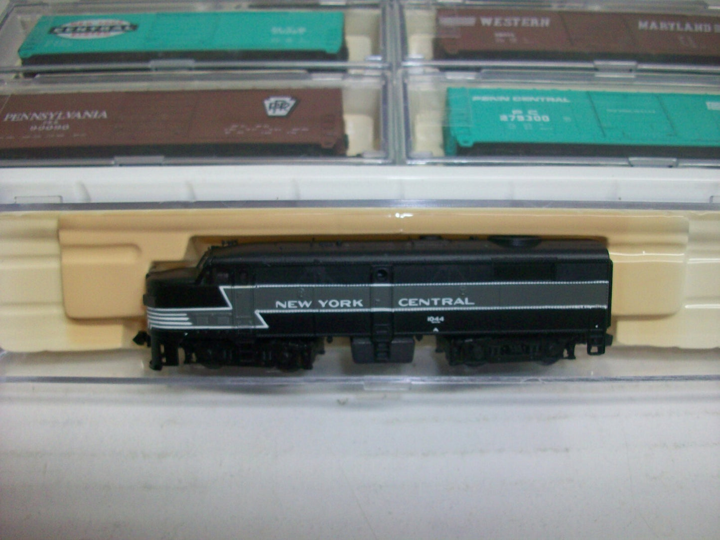 N  Scale Bev-Bel/Life-Like Empire State Express Limited Edition Set Lot#4160