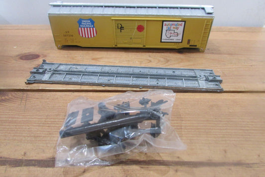 HO Scale Roundhouse 50' Single Door Box Car Union Pacific  RH4352
