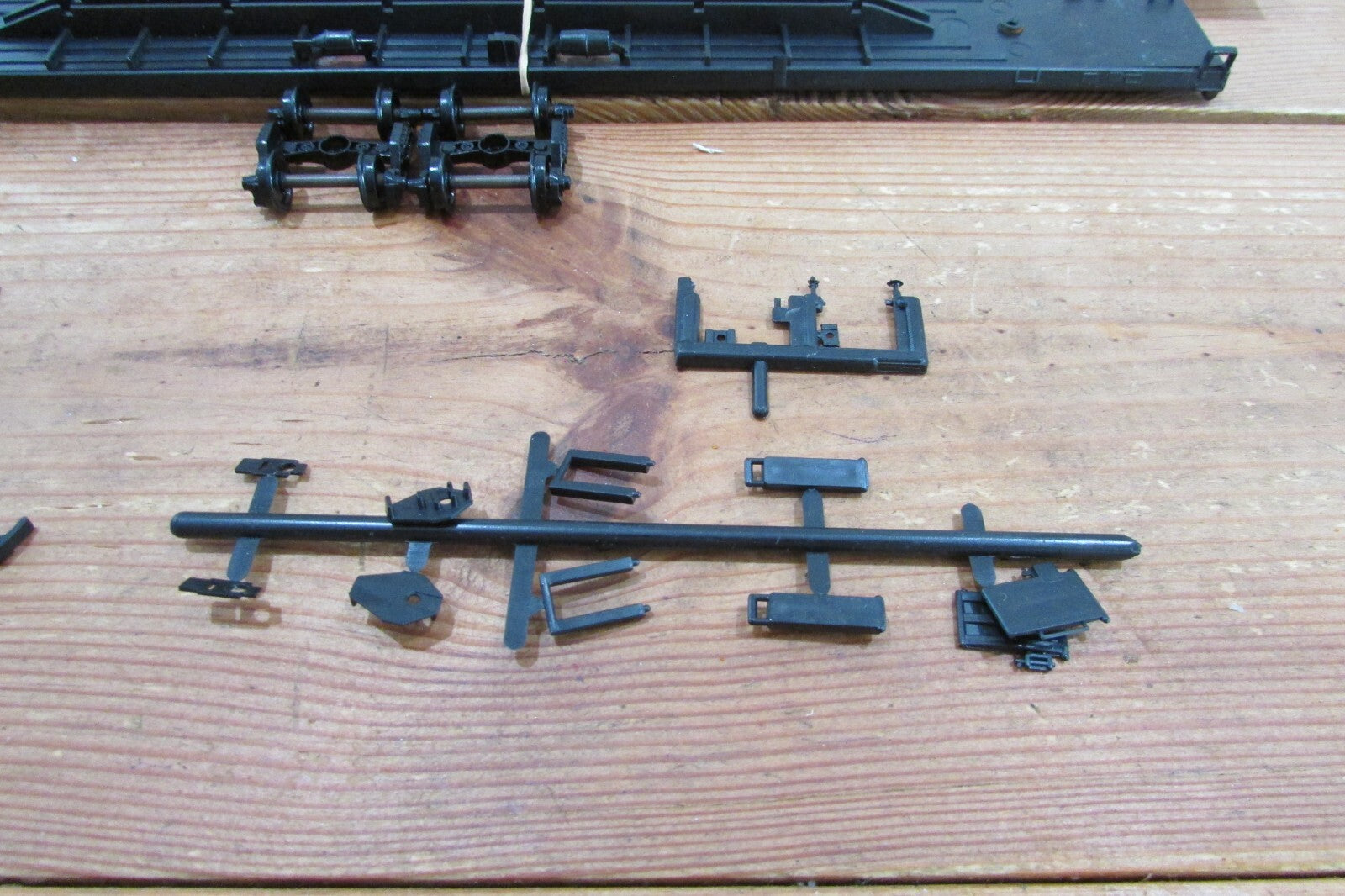 HO Scale Athearn 85ft AP Flat Car Undecorated   Lot#4729