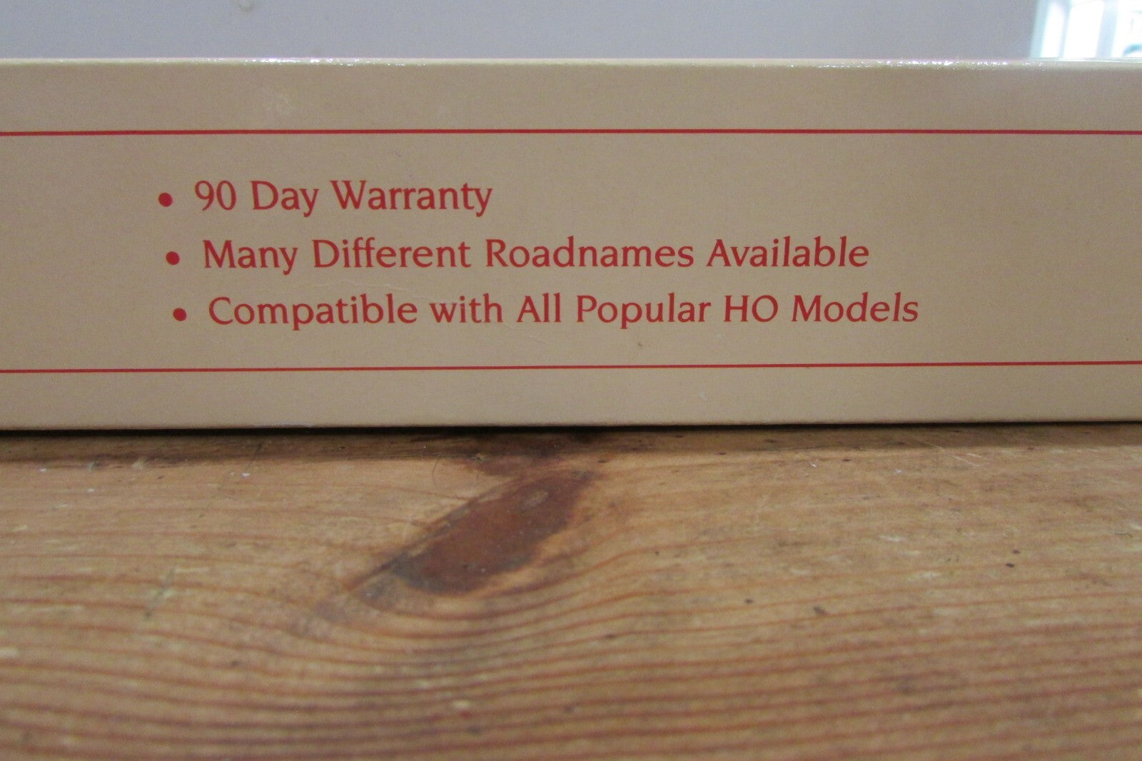 Ho Scale IHC Premier Series  Amtrak Crane Car w/ Boom Tender Reading Lot#2940