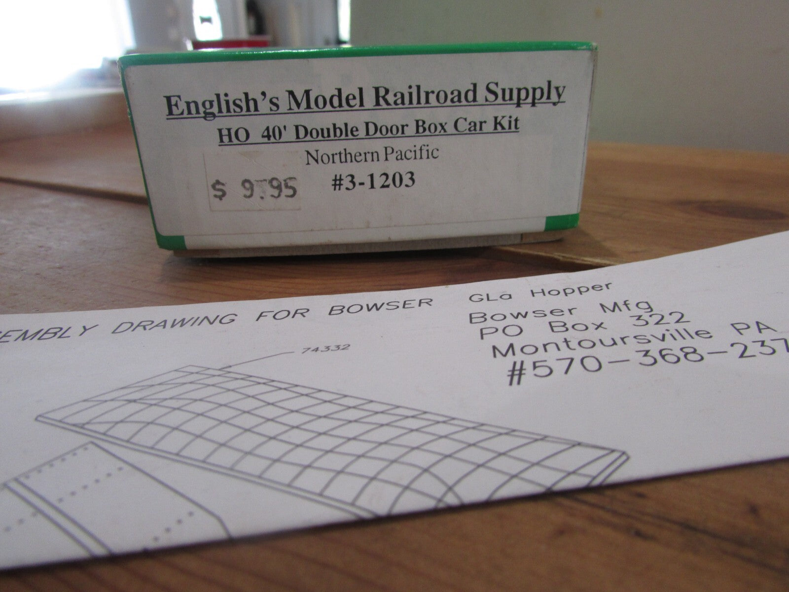 Ho Scale Bowser 3-1203 40' Double Door Box Car Kit Northern Pacific