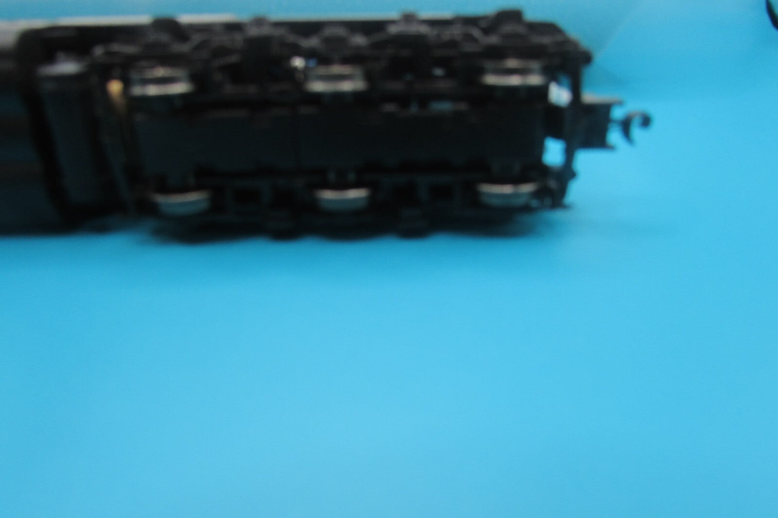 HO Scale Proto 2000 21011 E8/9 Locomotive Southern #6910 Lot#4479