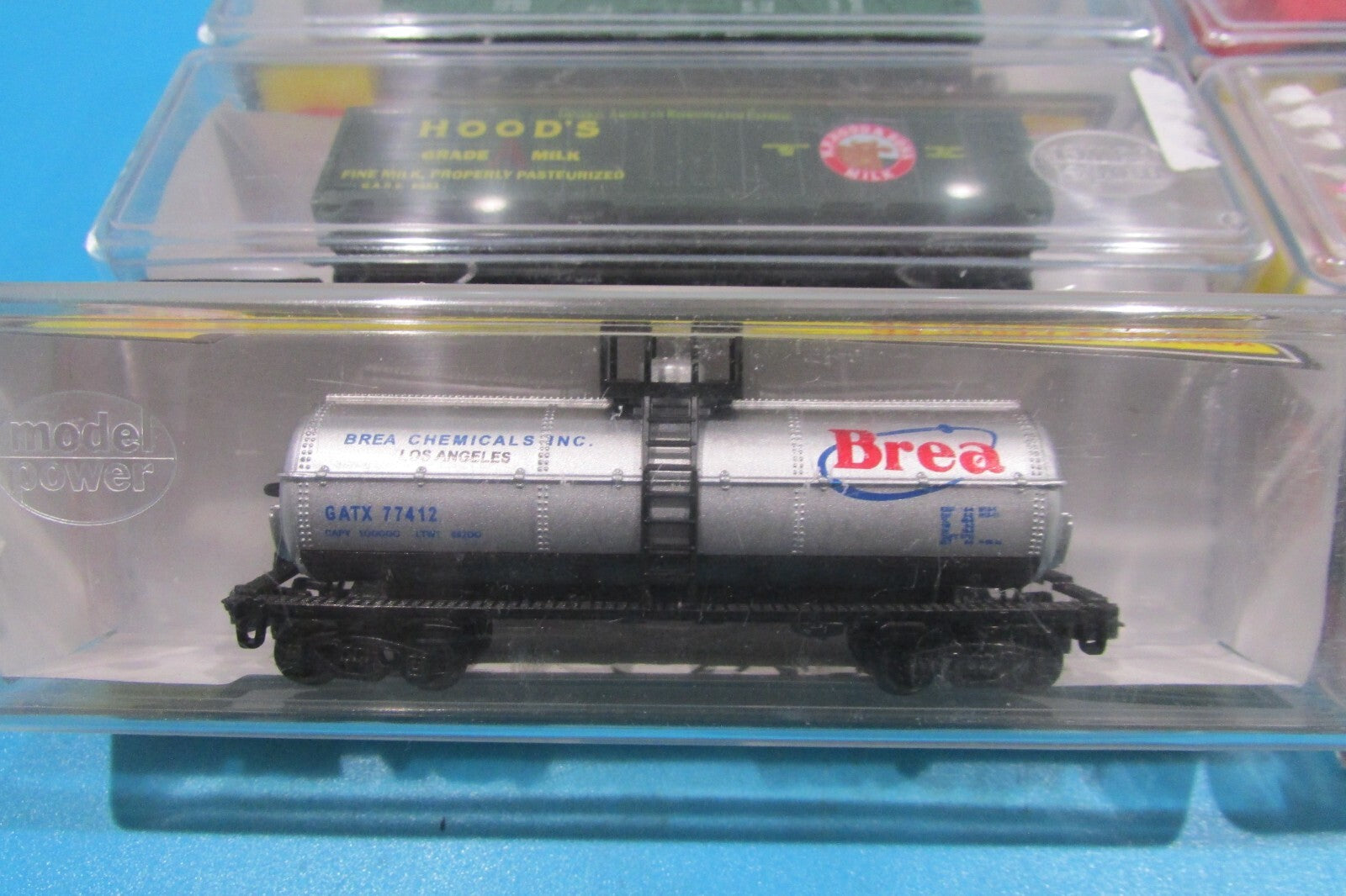 N Scale Model Power (5) Assorted Freight Cars Lot#2495