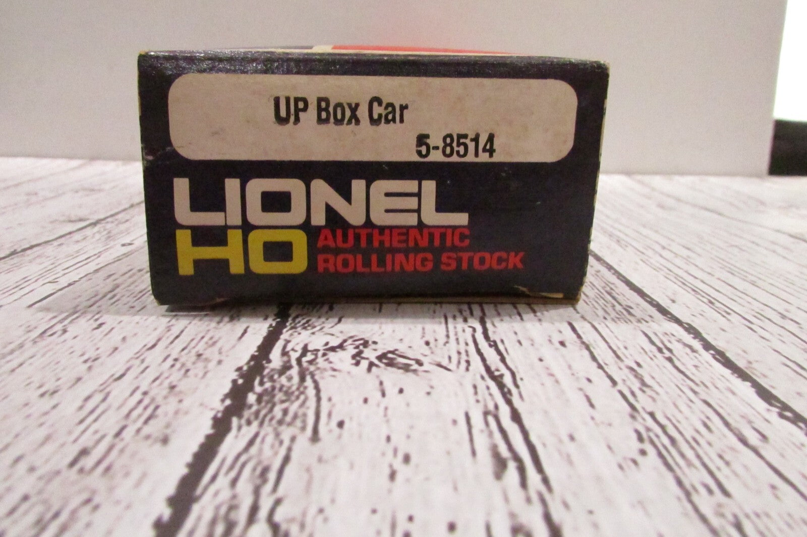 HO Scale Lionel 5-8514 Union Pacific Box Car UP 88514 L4400