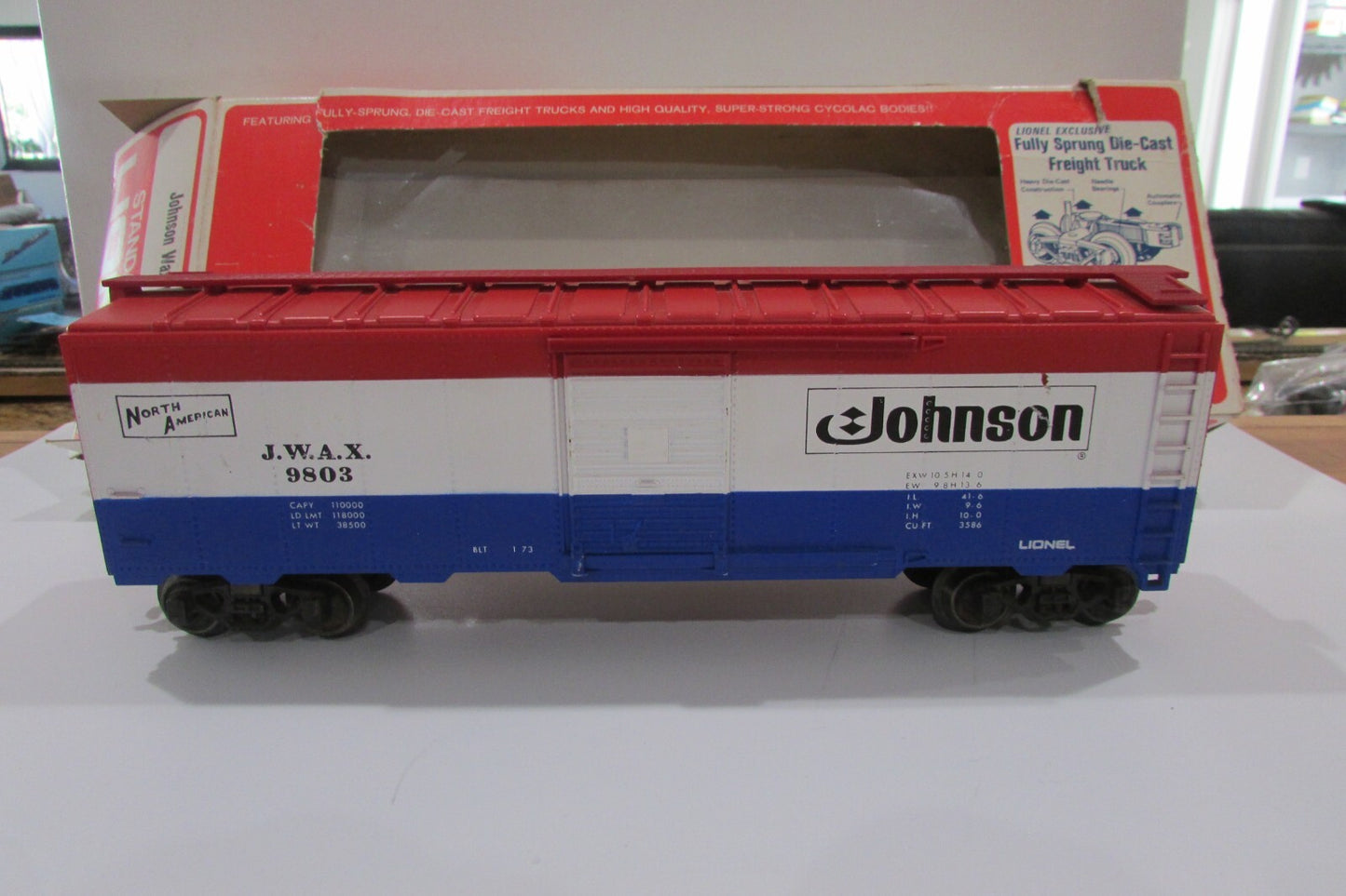 O Gauge  Standard ,Lionel 6-9803 Johnson Wax  Box Car