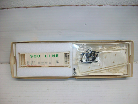 Ho Scale 932-4601 Walthers  Single Bay Airside SOO Line Freight Car Lot#4462