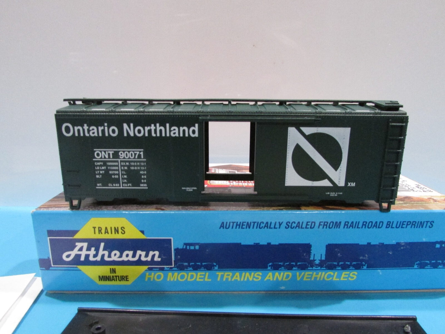 HO Scale Athearn 1213 40' FT Boxcar Ontario Northland Kit Car