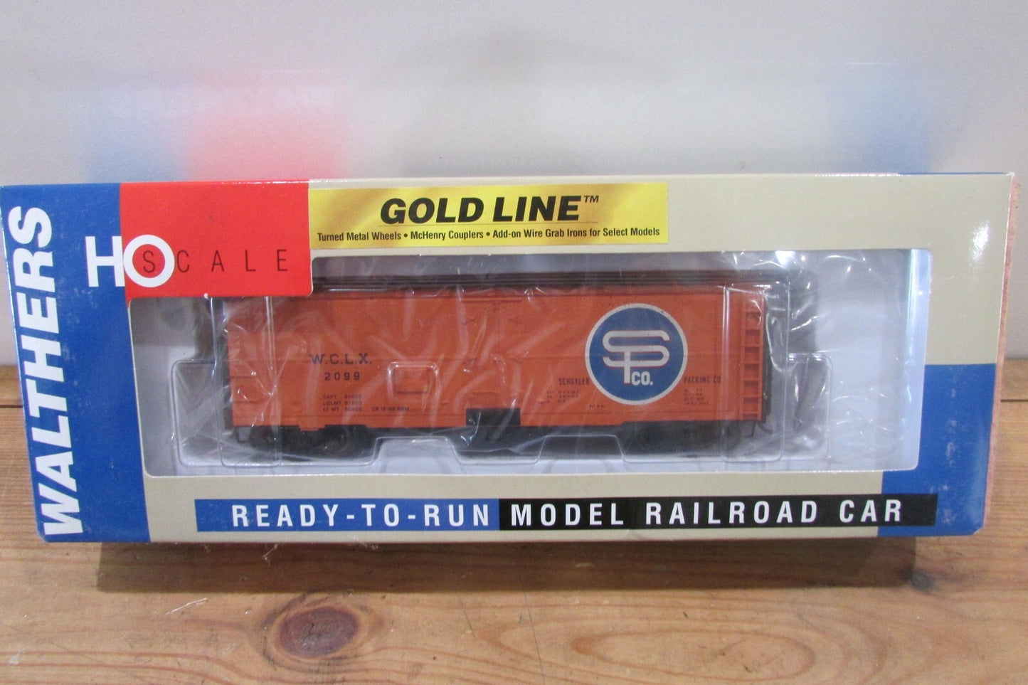 HO Scale Walthers 932-2585 40' Meat Reefer Schuyler (WCLX) #2099 Wal4896