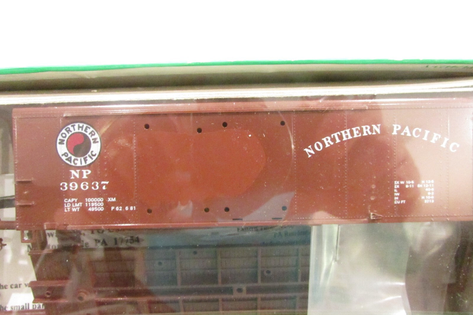 Ho Scale Bowser (3) 55407 50' Double Door Round Roof Northern Pacific Lot#4456