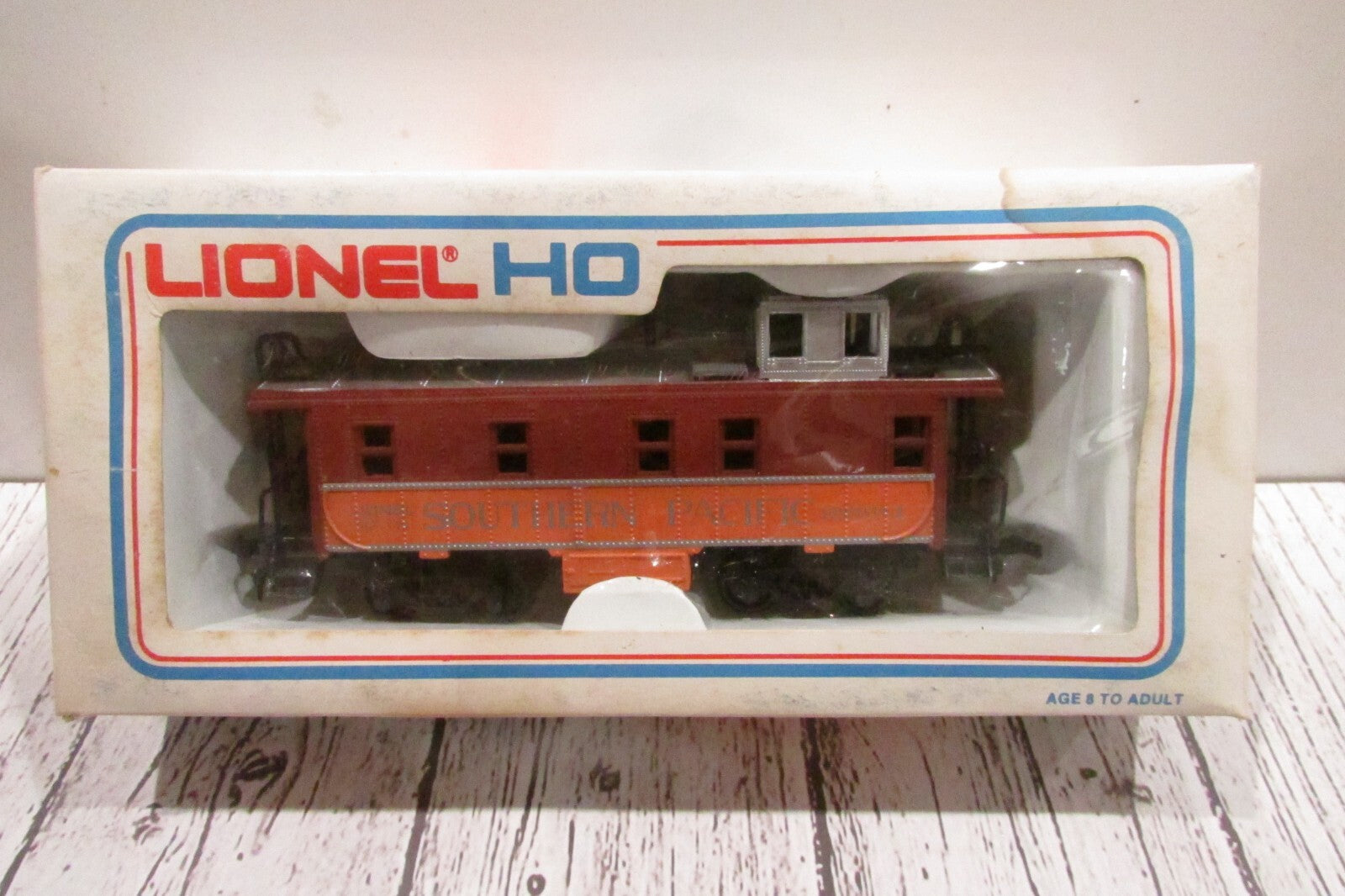 HO Scale Lionel 5-8604 South Pacific Caboose #98604 L4391