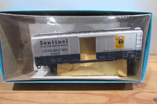 Ho ScaleBev-Bel/Athearn  B&O Sentinal Fast Freight 40' Boxcar ATH4492