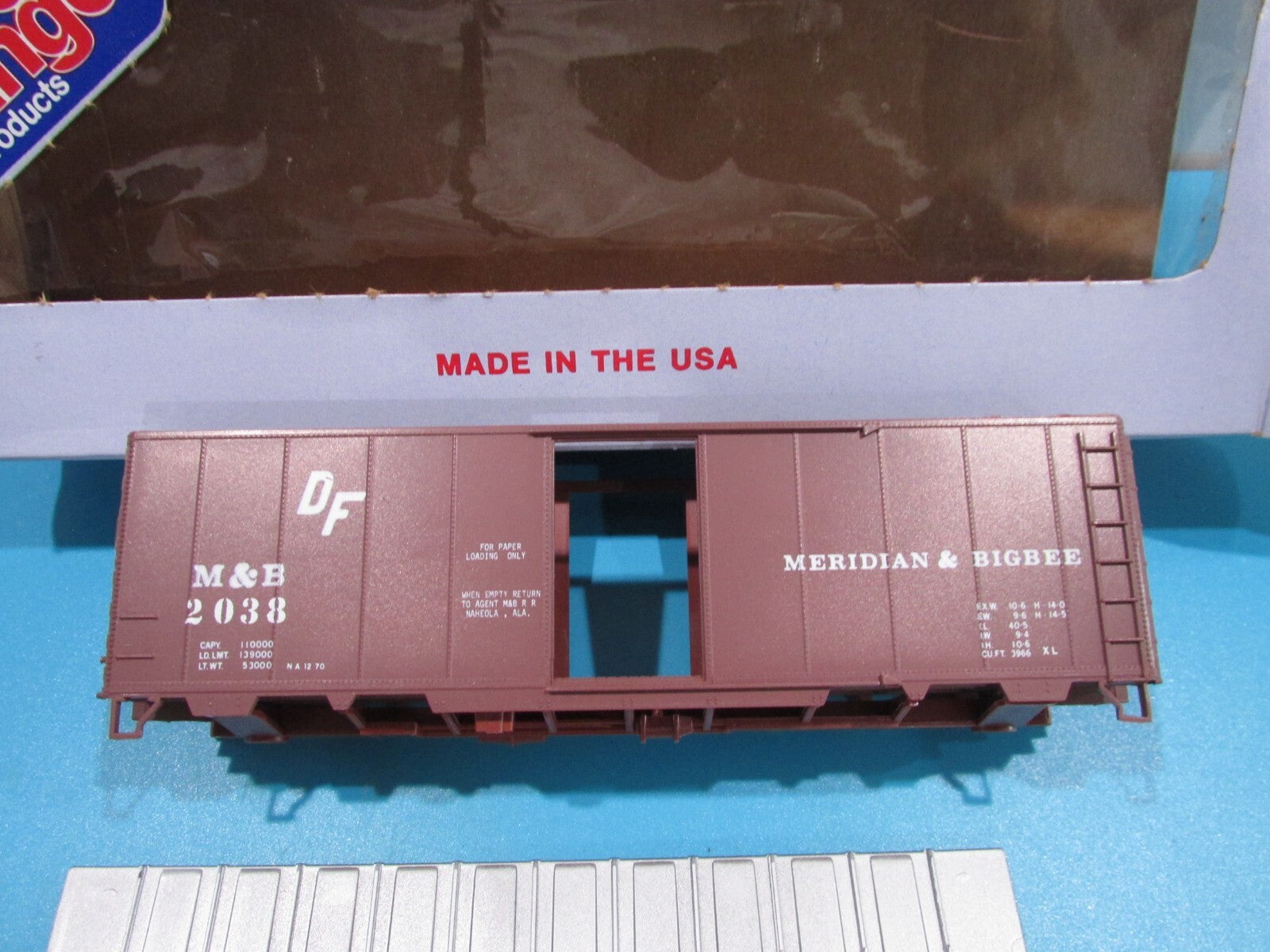 HO Scale Front Ranger Products 2038  M & B RR 40'Boxcar Lot#4105