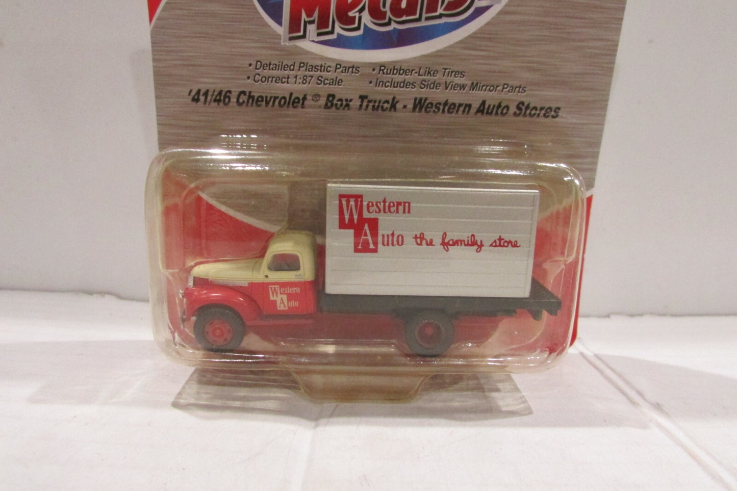 Ho Scale/1:87 Scale  Classic Metal Work 30373 41/46 Chevrolet Box Truck