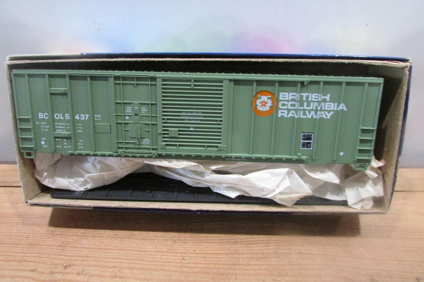 HO Scale RoundHouse 11936 50' Combination Door Box Car British Columbia RH4381