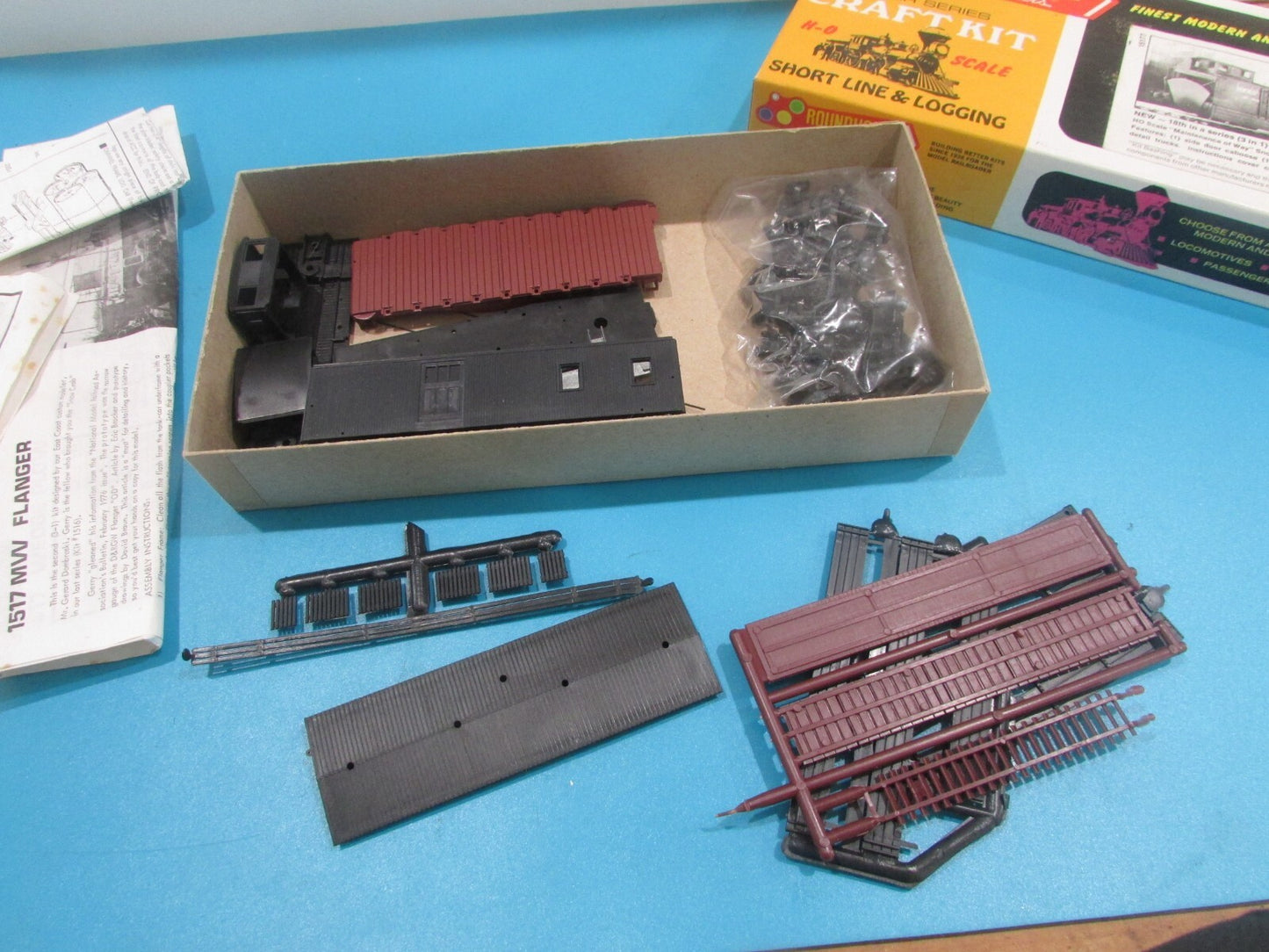 HO Scale Roundhouse 1517 Snow Dozer Flanger & Snow Plow Undecorated Lot#2222