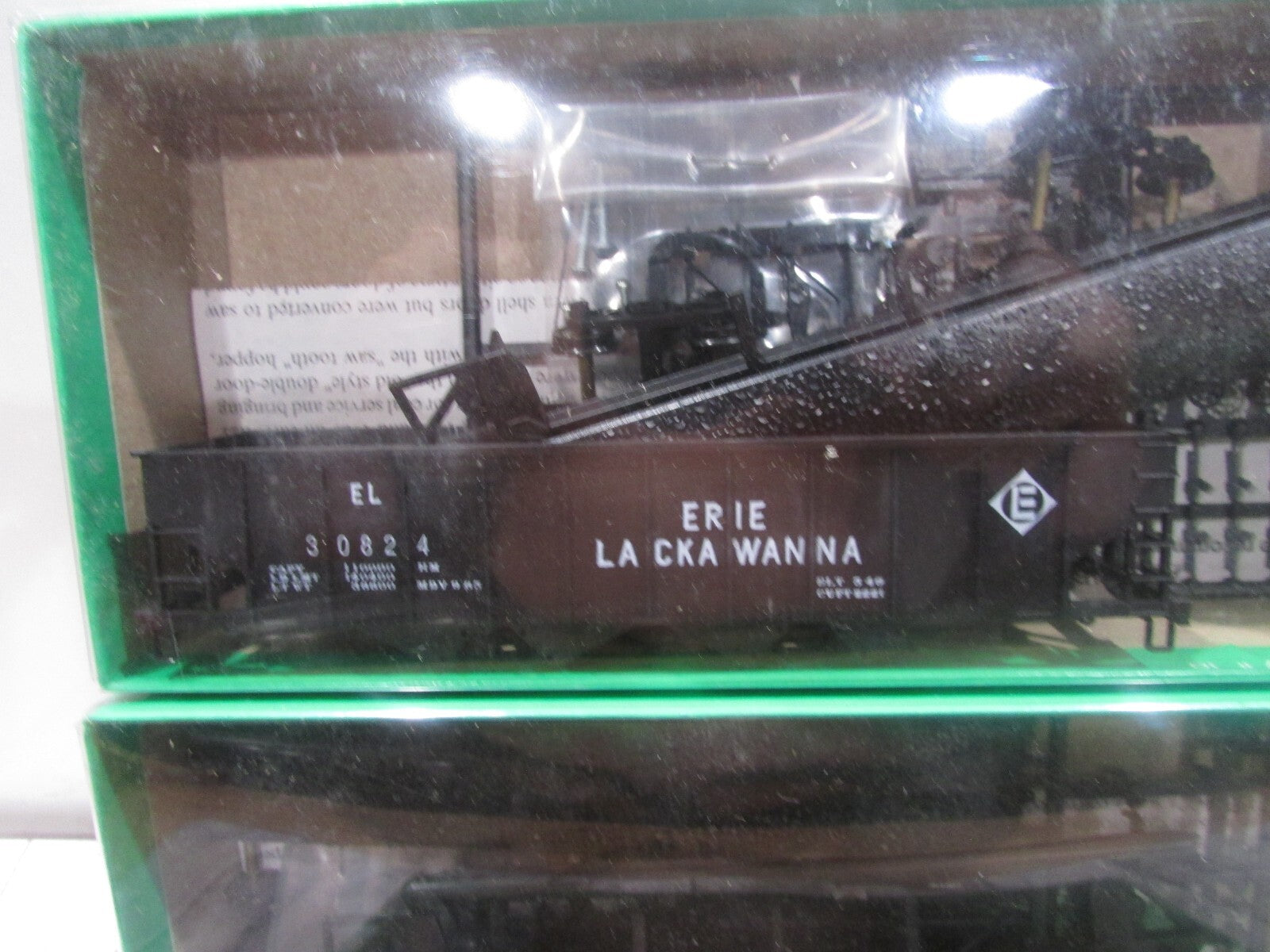 HO Scale Bowser (3) 40' 70Ton Quad Hopper Kits Erie Lackawanna  Lot#3562
