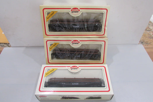 HO Scale Model Power (3) 8230 Santa Fe 40' Flat Cars w/ Guard Rails Lot#2787